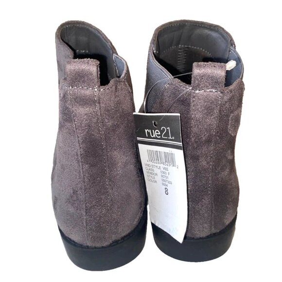 Rue21 Boots Women's Vee Gray Suede Ankle Boot Bootie Size 9 - Picture 3 of 7